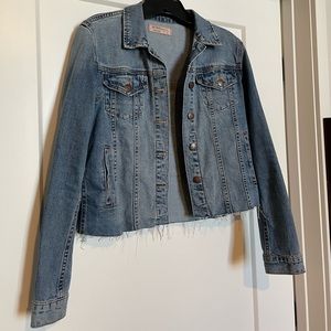 Absolutely adorable BCBG crop jean jacket. Like new. Worn twice.